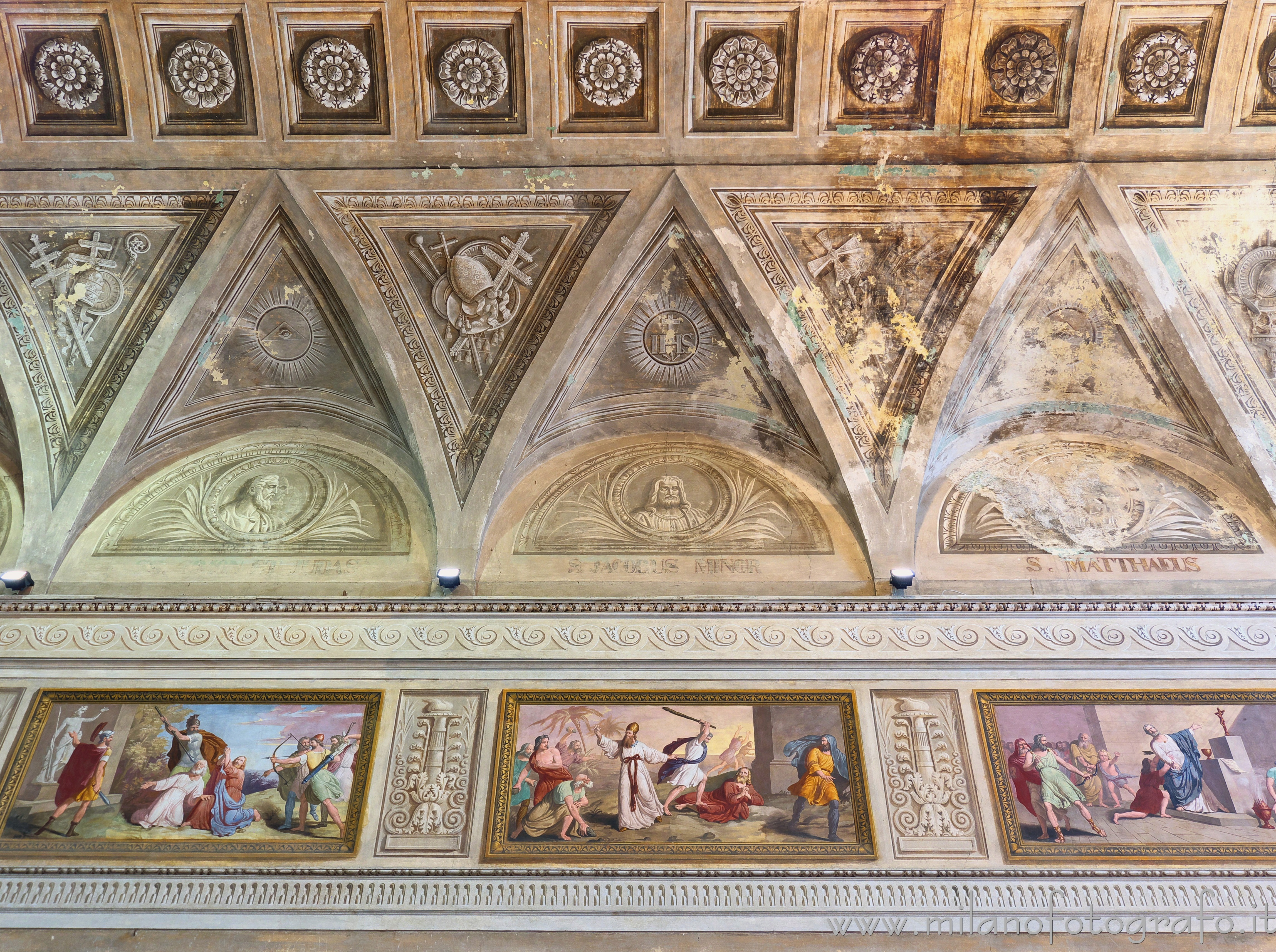 Vimercate (Monza e Brianza) - Affreschi neoclassici nella Chiesa di Santo Stefano - Foto a piena risoluzione